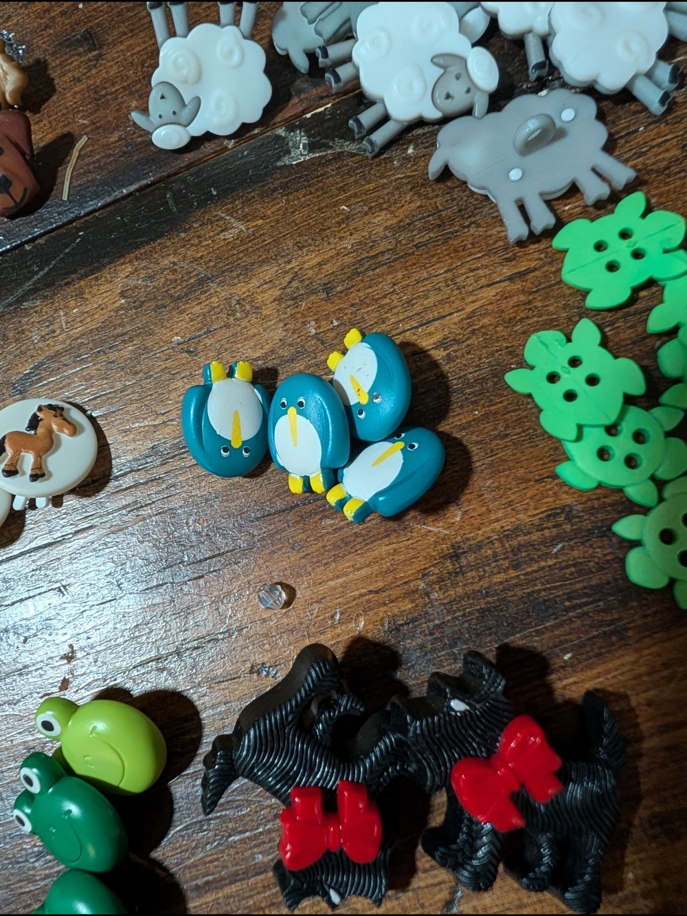 Childrens Buttons - Picture 3 of 16